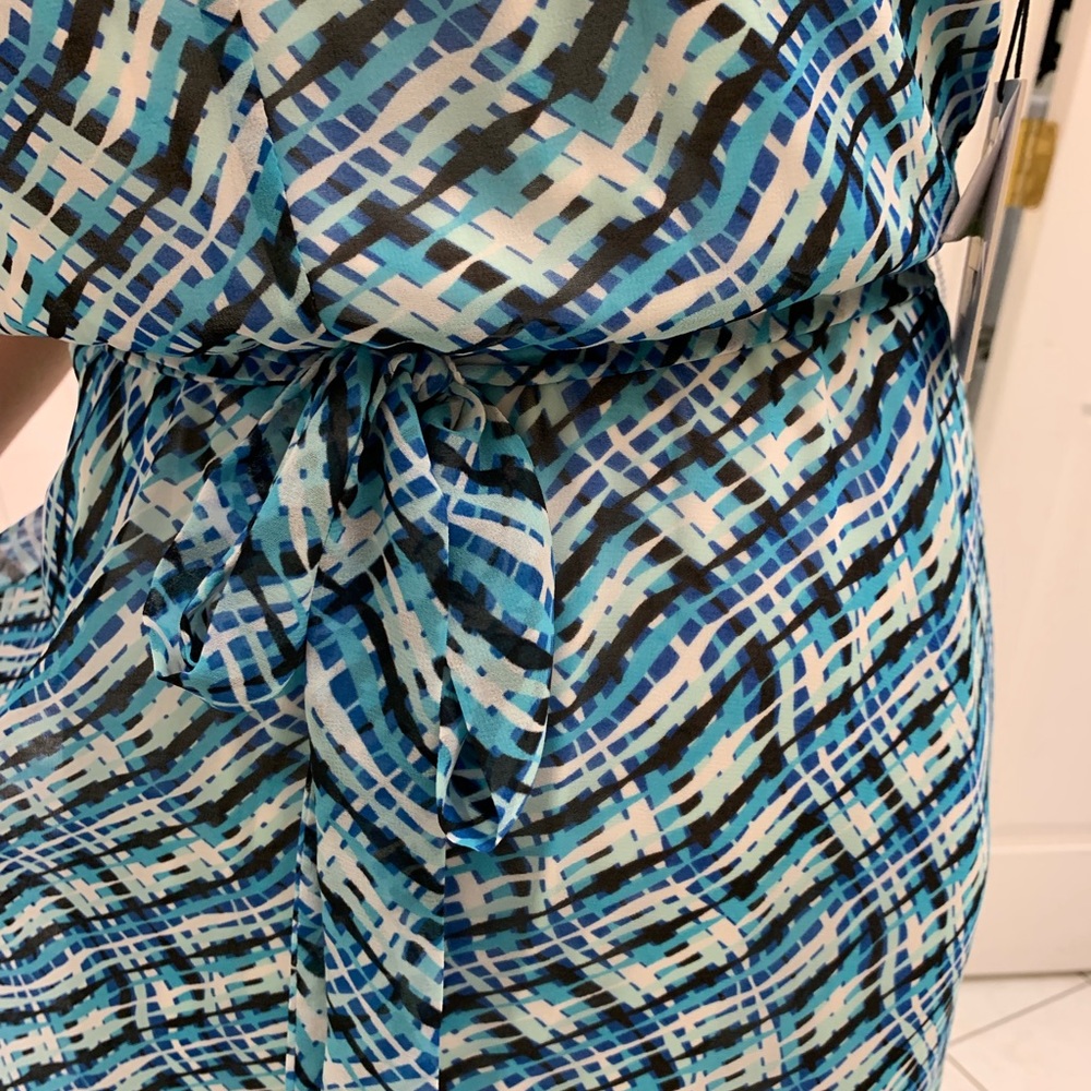 Maxim Dress - Picture 6 of 8